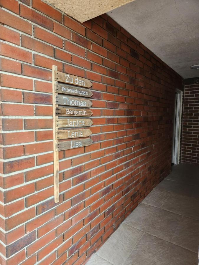 Neumuehler Hof- Ferienwohnung "Thomas" 3 Zimmer,3 Baeder Mit Dusche, Kostenfreie Parkplaetze Vor Dem Haus Schwerin  Exterior foto